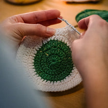 Įkelti vaizdą į galerijos rodinį, Kava ir nėrimas vąšeliu